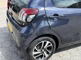 Peugeot 108 1.2 VTi Allure picture 8