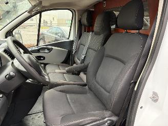 Renault Trafic 1.6 dCi L2H1 Comfort Energy AIRCO 3-pers 220V picture 11