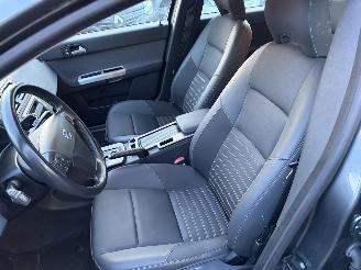 Volvo V-50 2.4i Edition AUTOMAAT AIRCO CRUISE picture 8