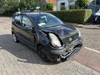 skadebil auto Nissan Pixo 1.0-12V 2010/5