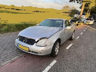 Mercedes SLK 2.0 picture 2