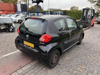Toyota Aygo 1.0-12V picture 3