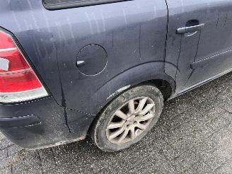 Opel Zafira 1.6-16V picture 10