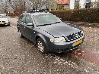 Vrakbiler auto Audi A4 2.0-20V 2004/10