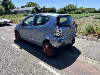 Nissan Pixo 1.0-12v picture 4
