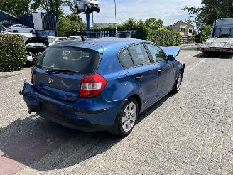 BMW 1-serie 116i picture 3