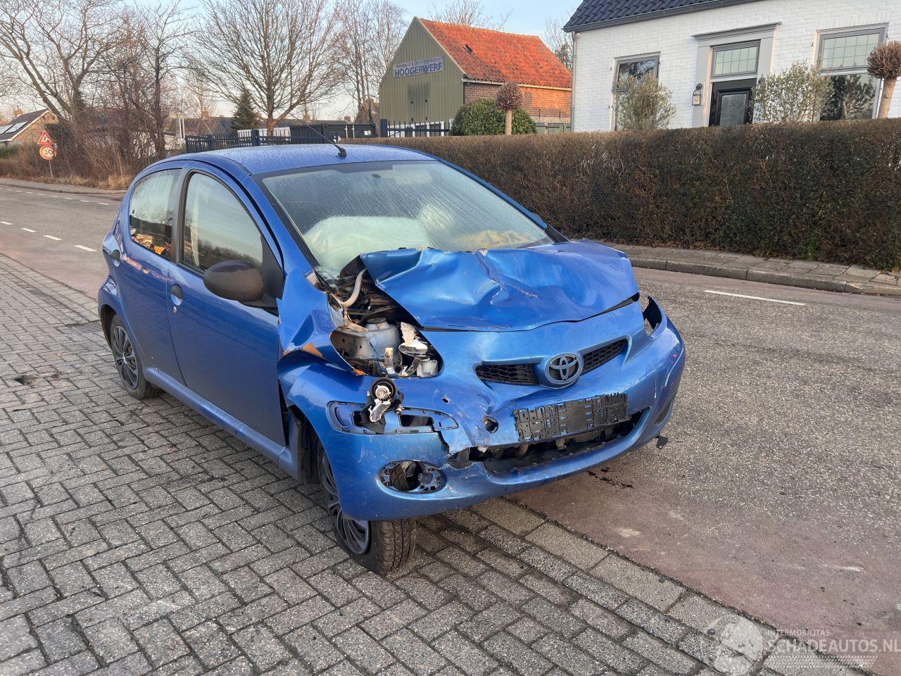 Toyota Aygo 1.0-12V