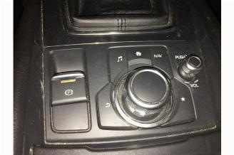 Mazda 6 6 (GJ/GH/GL), Sedan, 2013 2.2 SkyActiv-D 150 16V picture 27