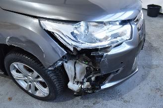 Citroën DS4 1.2 PureTech So Chic picture 10