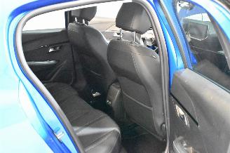 Peugeot 208 1.2 PT Allure Pack picture 19