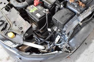 Renault Clio 0.9 TCe Limited picture 20