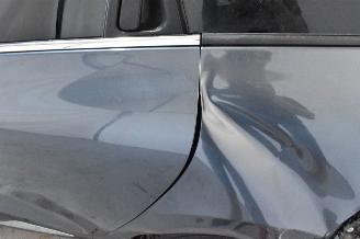 Renault Clio 0.9 TCe Limited picture 11