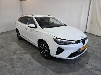 Damaged car MG 5 Long R. Comf. 61 kWh 2024/7