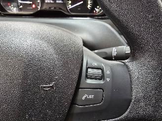 Peugeot 208 1.2 PureT. BL Active picture 28