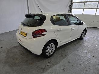 Peugeot 208 1.2 PureT. BL Active picture 7