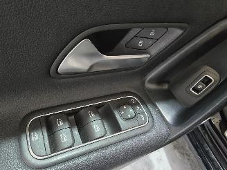 Mercedes Cla-klasse Shooting Brake 180 Bns Solution picture 22