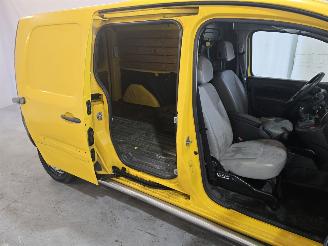 Renault Kangoo 1.5 dCi 90 Express Maxi Black Edition S&S picture 20