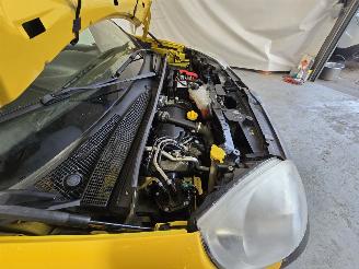 Renault Kangoo 1.5 dCi 90 Express Maxi Black Edition S&S picture 18