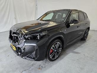 BMW iX1 eDrive20 67 kWh picture 3