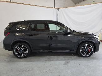 BMW iX1 eDrive20 67 kWh picture 8