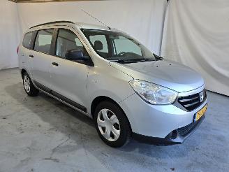 krockskadad bil auto Dacia Lodgy 1.2 TCe Ambiance 5p. 2013/2