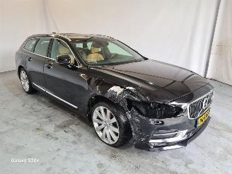 krockskadad bil auto Volvo V-90 2.0 T5 Inscription 2017/6