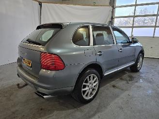 Porsche Cayenne S 4.5 S picture 7