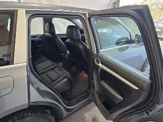 Porsche Cayenne S 4.5 S picture 16