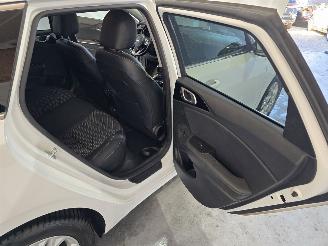 Kia Ceed 1.0 T-GDi DynPlusL. picture 16