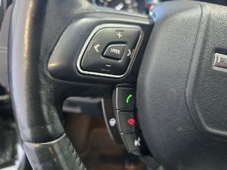 Land Rover Range Rover Evoque 2.0 TD4 SE Dynamic picture 28