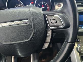 Land Rover Range Rover Evoque 2.0 TD4 SE Dynamic picture 29