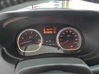 Dacia Duster 1.6 Aniversare 2wd picture 25