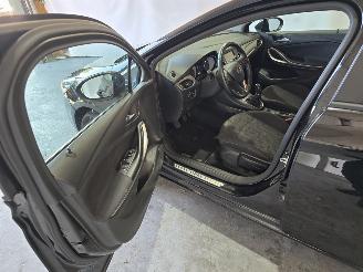 Opel Astra SPORTS TOURER picture 21
