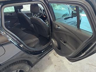 Opel Astra SPORTS TOURER picture 18