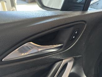 Opel Astra SPORTS TOURER picture 26