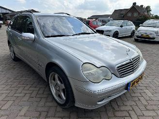 Mercedes C-klasse C 200 KOMPRESSOR picture 4