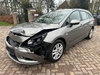 Opel Astra 1.0 Online Ed. SPORTS TOURER picture 3