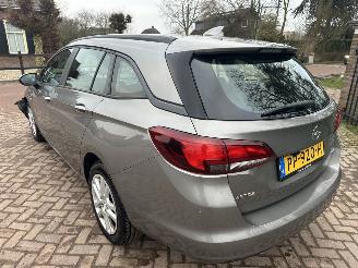 Opel Astra 1.0 Online Ed. SPORTS TOURER picture 9