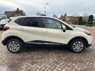 Renault Captur 0.9 TCe Dynamique picture 5