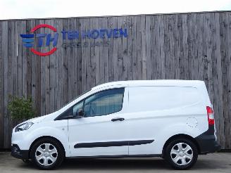 skadebil auto Ford Transit Courier 1.5 TDCi Klima Cruise PDC 55KW Euro 6 2022/5