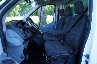Ford Transit 2.0 TDCi Koffer Laadklep Airco Cruise 96KW Euro 6 picture 10