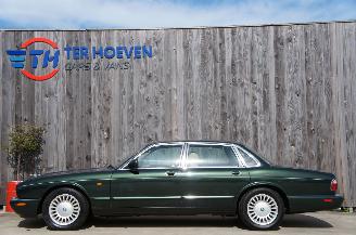 krockskadad bil auto Jaguar XJ X308 4.0 V8 Sovereign Airco Cruise Stoelverwarming 209KW 1998/2