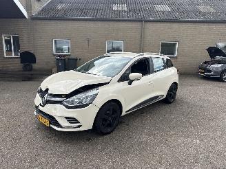 Renault Clio 0.9 TCe Zen REST BPM €500,-!!! picture 3