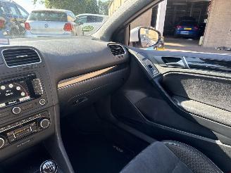 Volkswagen Golf 2.0 TDI Bluemotion CABRIO picture 26