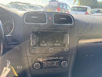Volkswagen Golf 2.0 TDI Bluemotion CABRIO picture 21