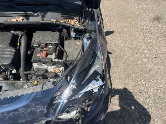 Opel Corsa 1.0 Turbo Edition REST BPM €300,-!!! picture 10
