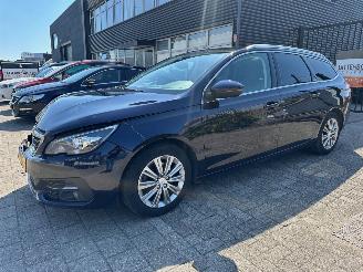 Peugeot 308 SW 1.2 PureTech Blue Lease Premium picture 3