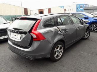 Volvo V-60 V60 I (FW/GW), Combi, 2010 / 2018 2.0 D2 16V picture 3
