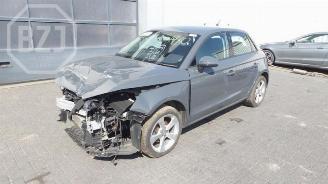 disassembly passenger cars Audi A1 A1 Sportback (8XA/8XF), Hatchback 5-drs, 2011 / 2018 1.0 TFSI Ultra 12V 2016