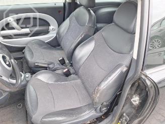 Mini One Mini One/Cooper (R50), Hatchback, 2001 / 2007 1.6 16V One picture 6